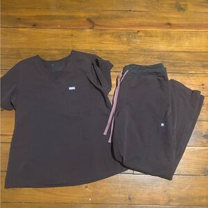 Figs Espresso Scrub Set